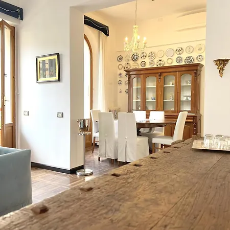 Liberty Townhouse Apartment